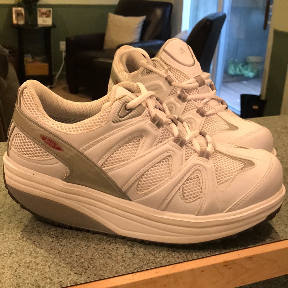 MBT Fitness walking sneakers